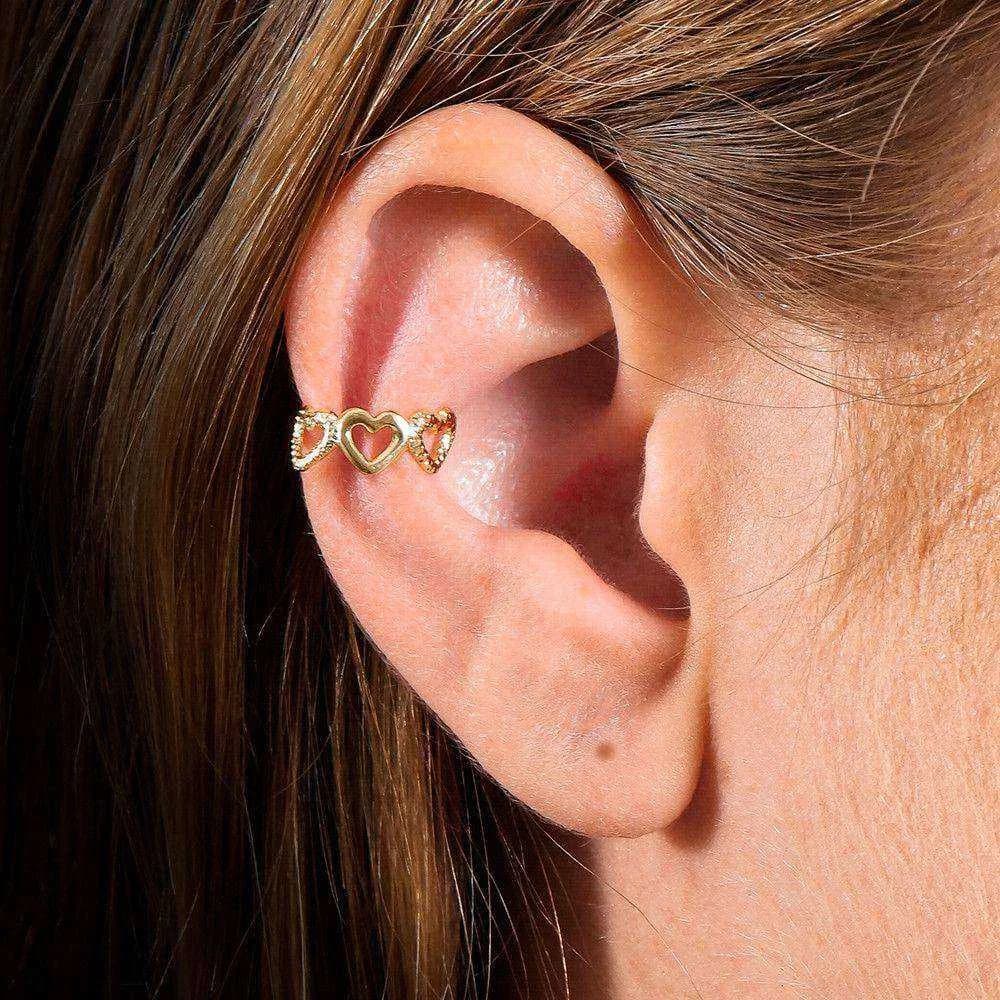 Piercing Dourado de Pressão de Corações · Banhado a Ouro 18k