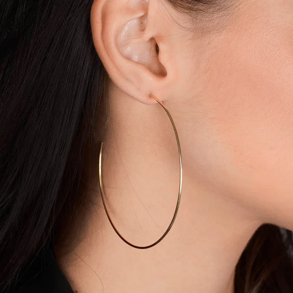 Brinco Dourado de Argola Fina Lisa Grande · Banhado a Ouro 18k