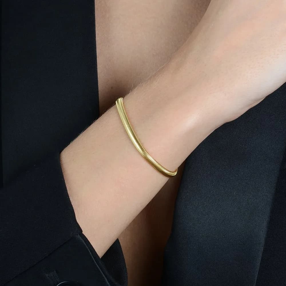 Pulseira Dourada Rabo de Rato · Banhado a Ouro 18k