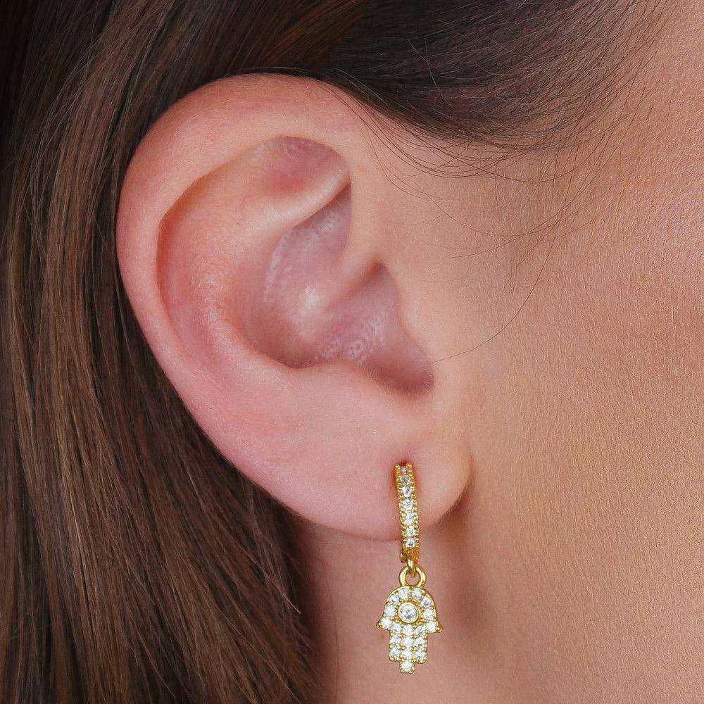 Brinco Dourado Argolinha Mãos de Fátima Cravejado Zircônia · Banhado a Ouro 18k