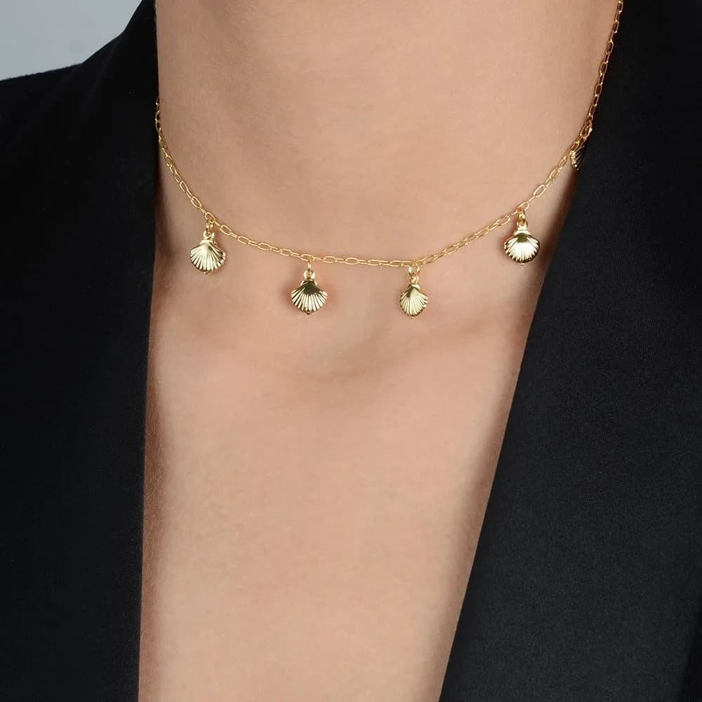 Colar Dourado de Concha · Banhado a Ouro 18k