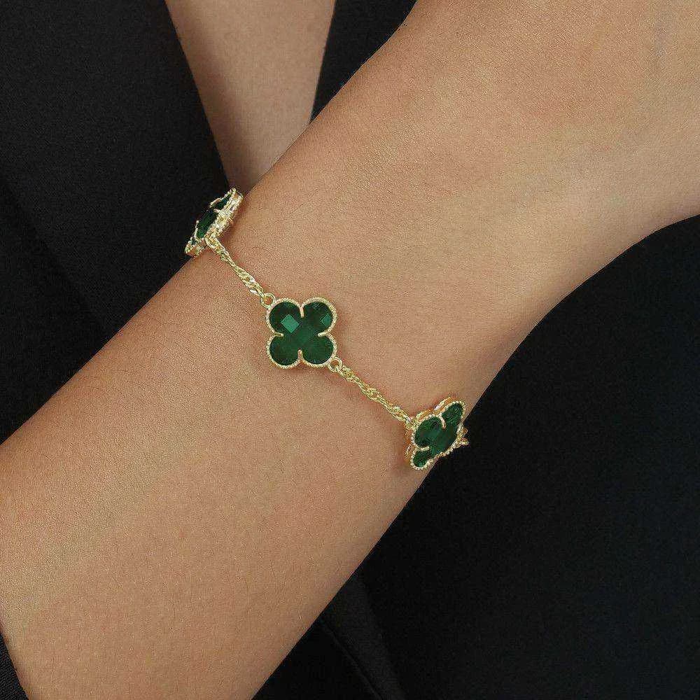Pulseira Dourada Trevos Zircônia Verde · Banhado a Ouro 18k